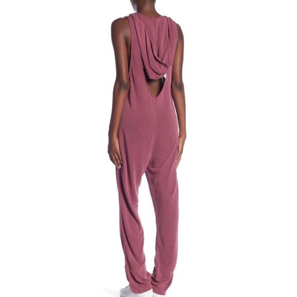 Free People Back Into It Jumpsuit Wine NWT XS - Picture 3 of 9